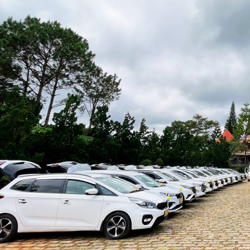 cargodalat.com-thue-xe-du-lich-4cho